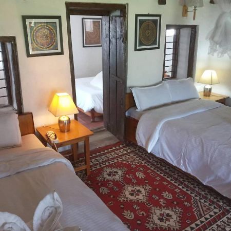 Lake Boutique Hotel Pokhara Exterior photo